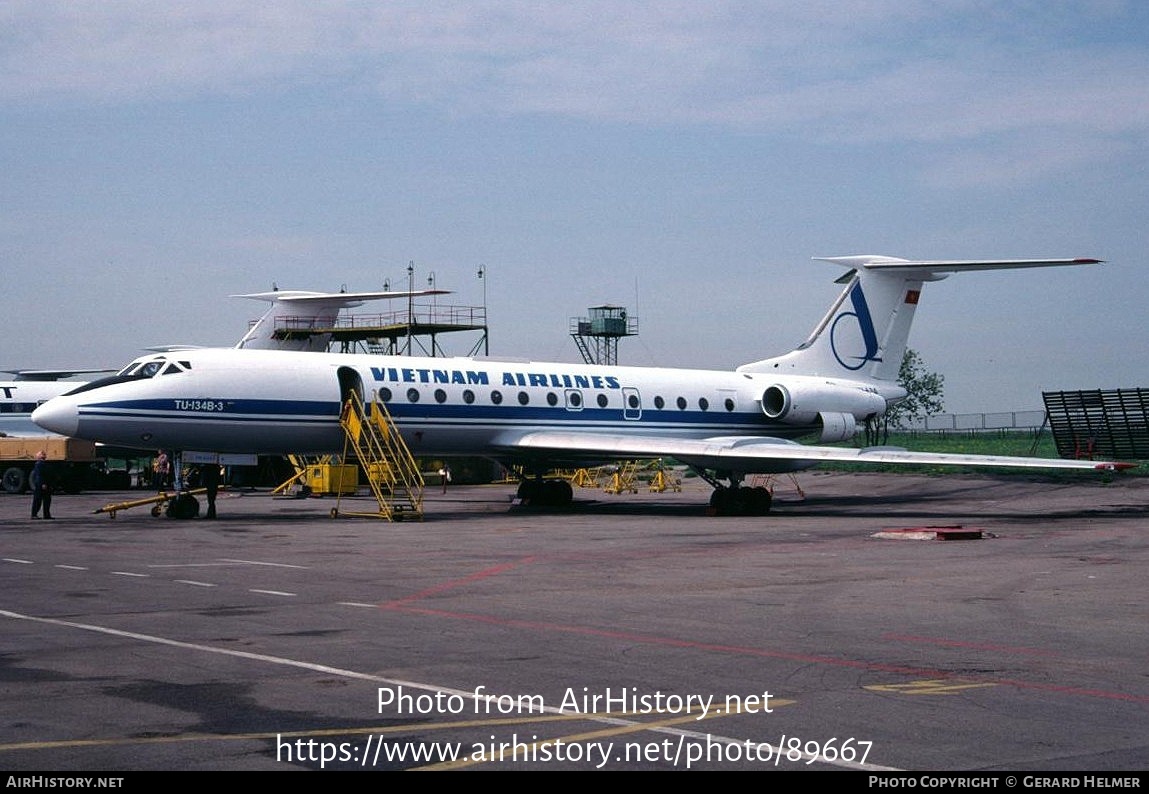 Aircraft Photo of VN-A114 | Tupolev Tu-134B-3 | Vietnam Airlines | AirHistory.net #89667