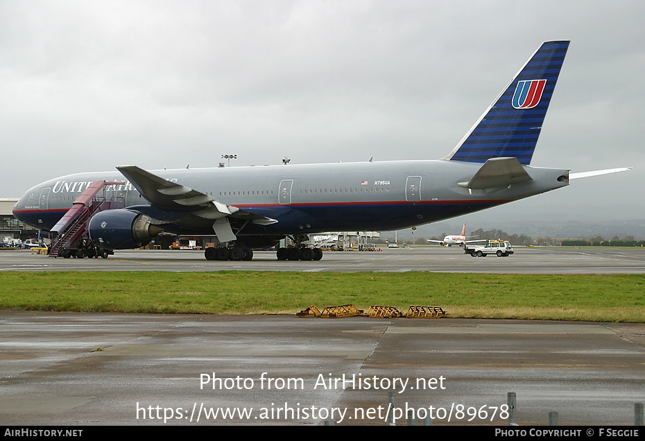 Aircraft Photo of N795UA | Boeing 777-222/ER | United Airlines | AirHistory.net #89678