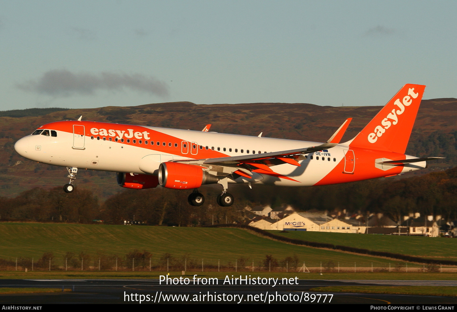 Aircraft Photo of OE-IVN | Airbus A320-214 | EasyJet | AirHistory.net #89777