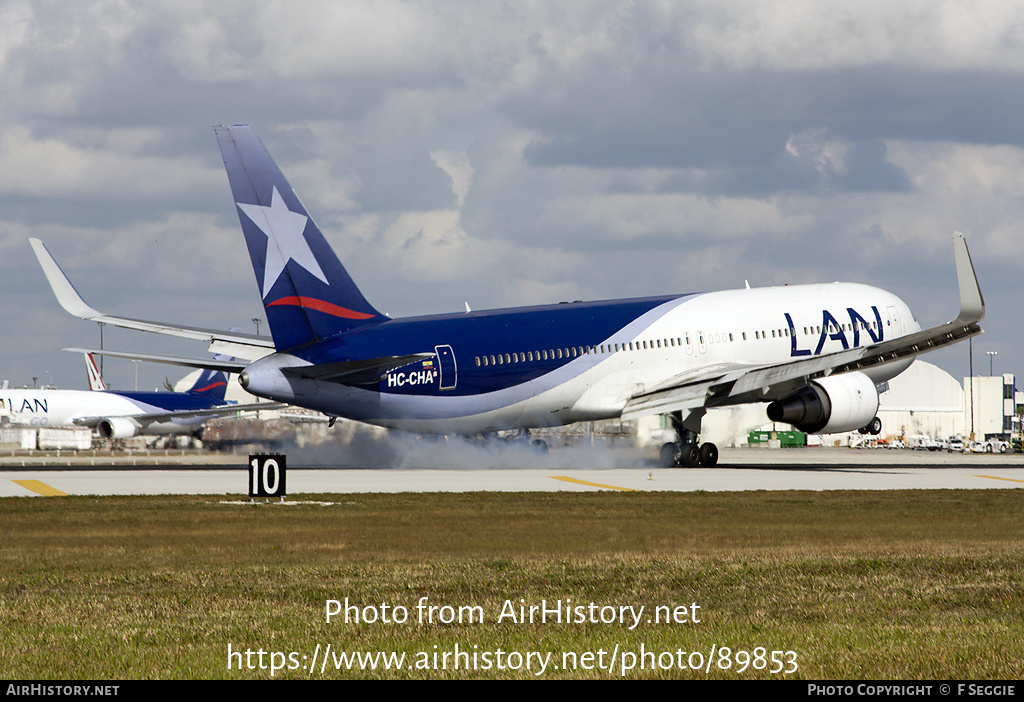 Aircraft Photo of HC-CHA | Boeing 767-316/ER | LAN Airlines - Línea Aérea Nacional | AirHistory.net #89853