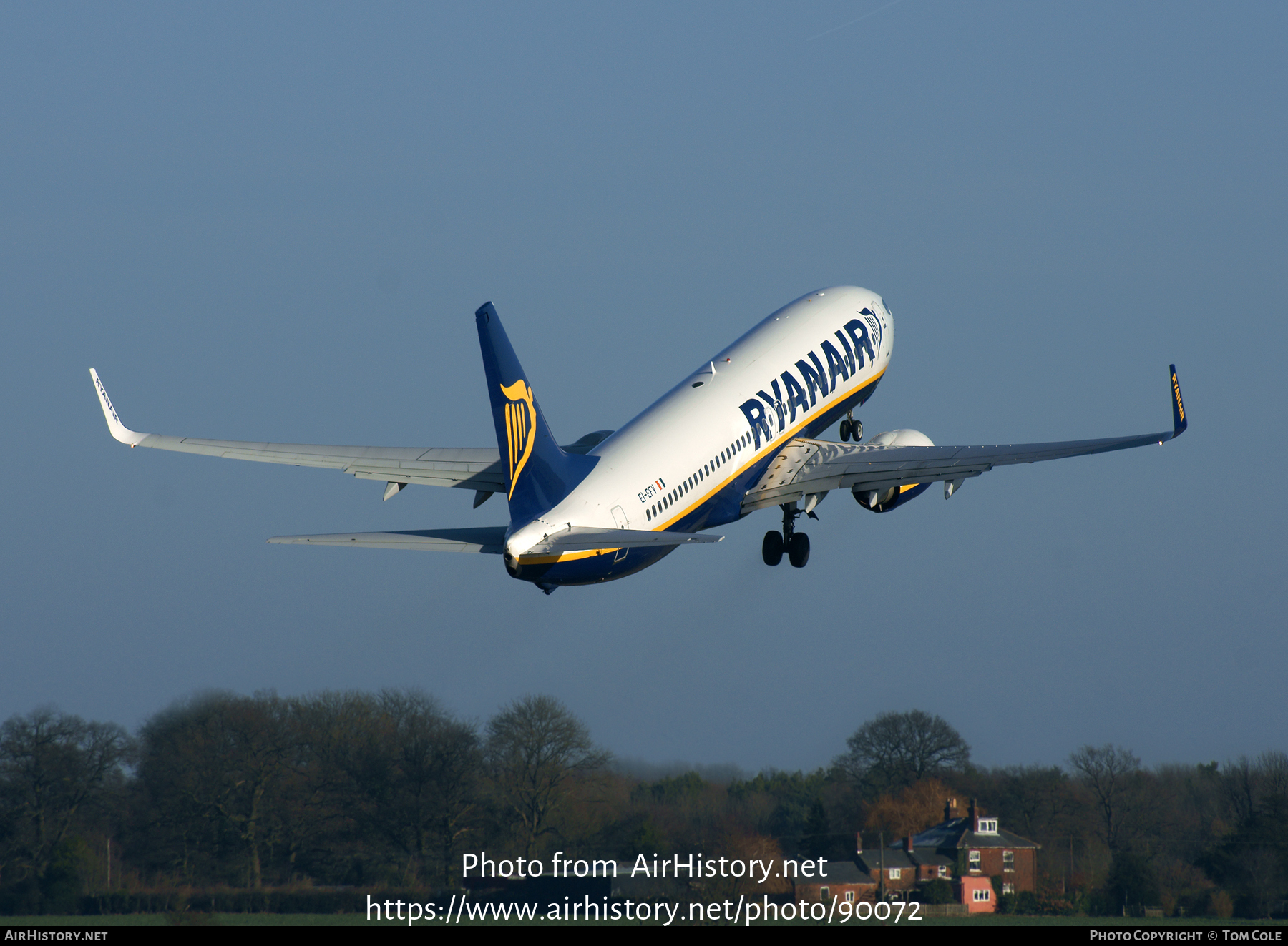 Aircraft Photo of EI-EFV | Boeing 737-8AS | Ryanair | AirHistory.net #90072