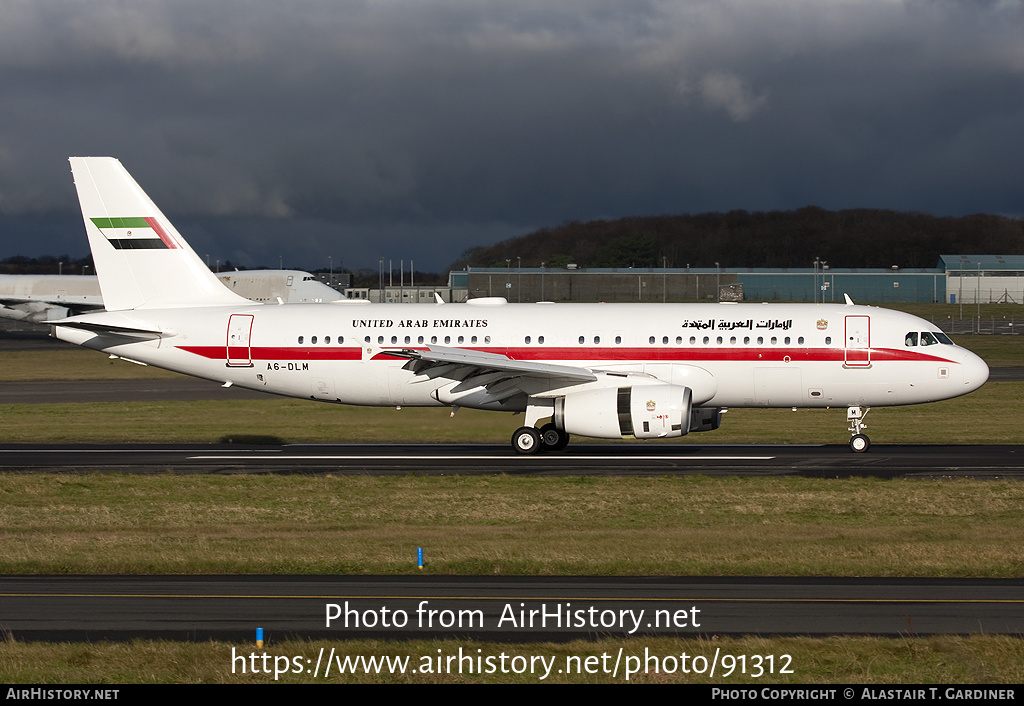 Aircraft Photo of A6-DLM | Airbus A320-232 | United Arab Emirates Government | AirHistory.net #91312