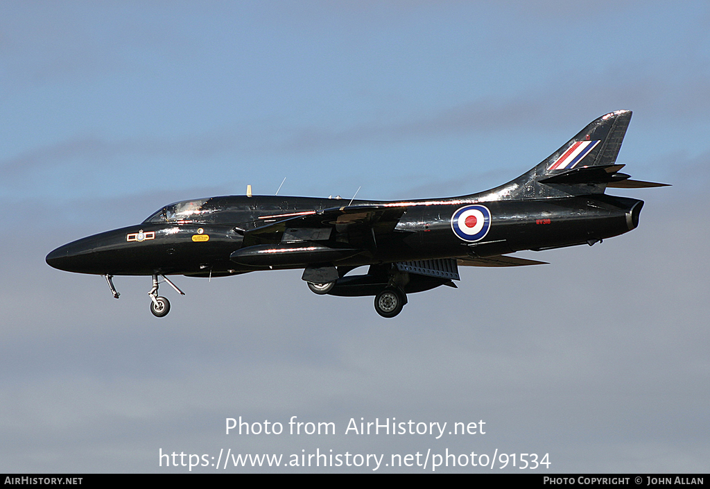 Aircraft Photo of G-FFOX / WV318 | Hawker Hunter T7A | UK - Air Force | AirHistory.net #91534