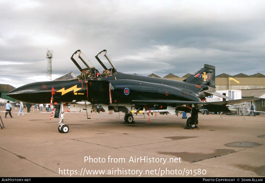 Aircraft Photo of XV582 | McDonnell Douglas F-4K Phantom FG1 | UK - Air Force | AirHistory.net #91580