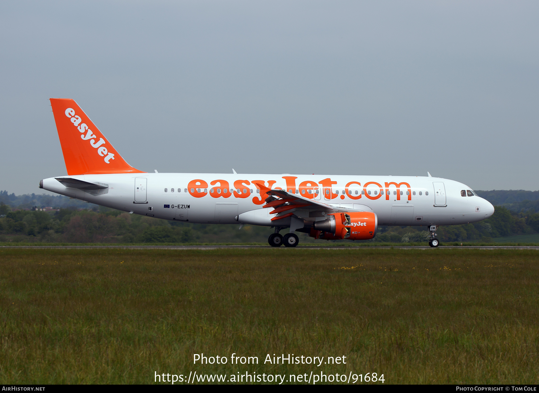 Aircraft Photo of G-EZUW | Airbus A320-214 | EasyJet | AirHistory.net #91684