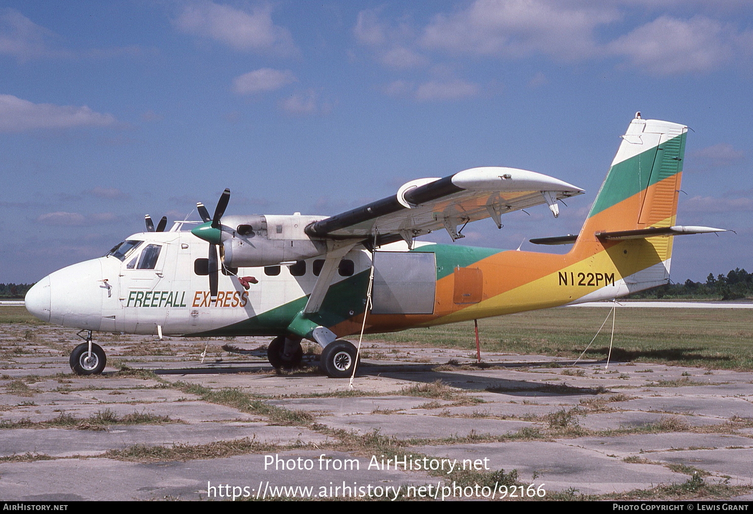 Aircraft Photo of N122PM | De Havilland Canada DHC-6-100 Twin Otter | Freefall  Express Inc.  #92166