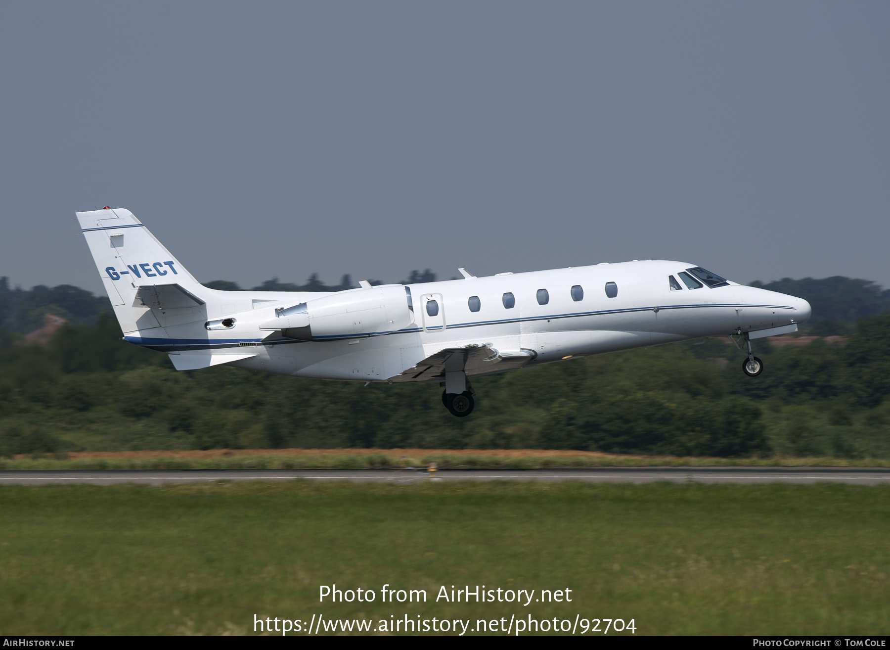 Aircraft Photo of G-VECT | Cessna 560XL Citation Excel | AirHistory.net #92704