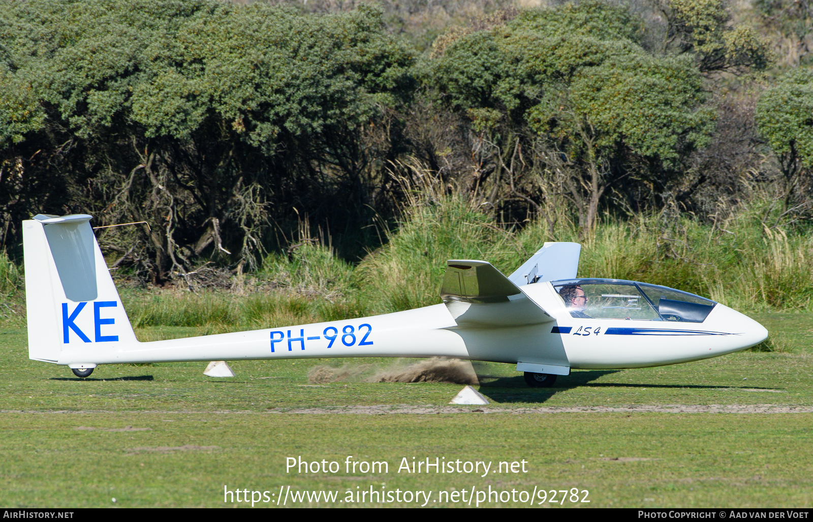 Aircraft Photo of PH-982 | Rolladen-Schneider LS-4A | AirHistory.net #92782