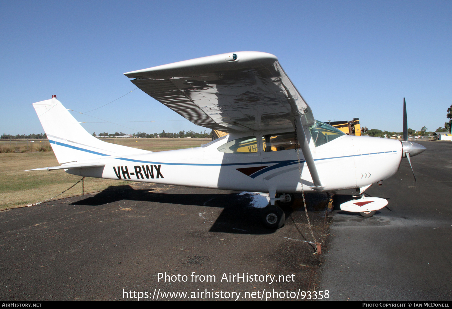 Aircraft Photo of VH-RWX | Cessna 182G Skylane | AirHistory.net #93358