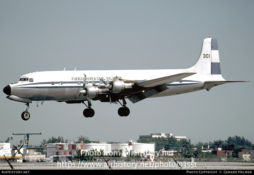 Aircraft Photo of 301 | Douglas DC-6B(F) | El Salvador - Air Force | AirHistory.net #93551