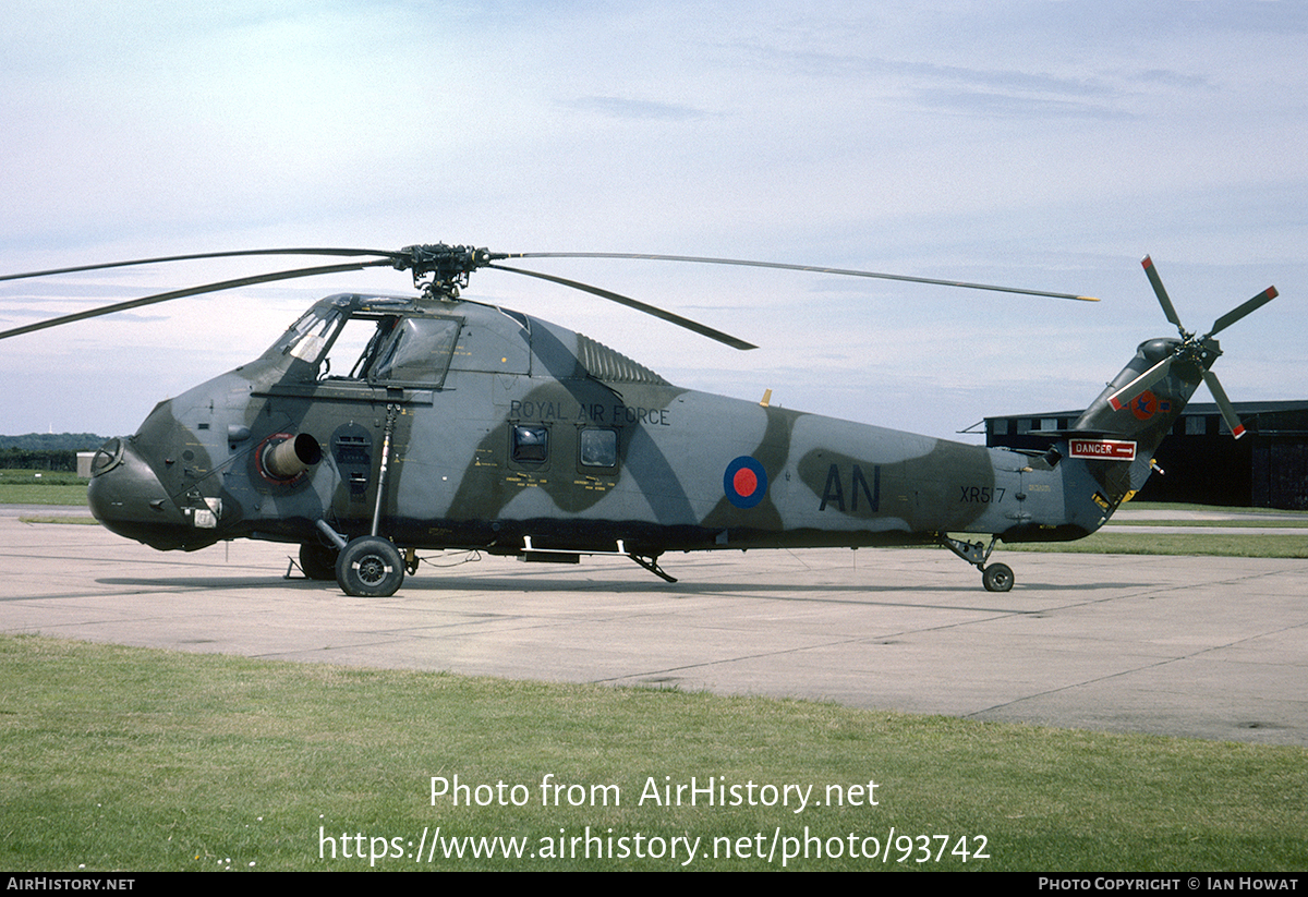 Aircraft Photo of XR517 | Westland WS-58 Wessex HC.2 | UK - Air Force | AirHistory.net #93742