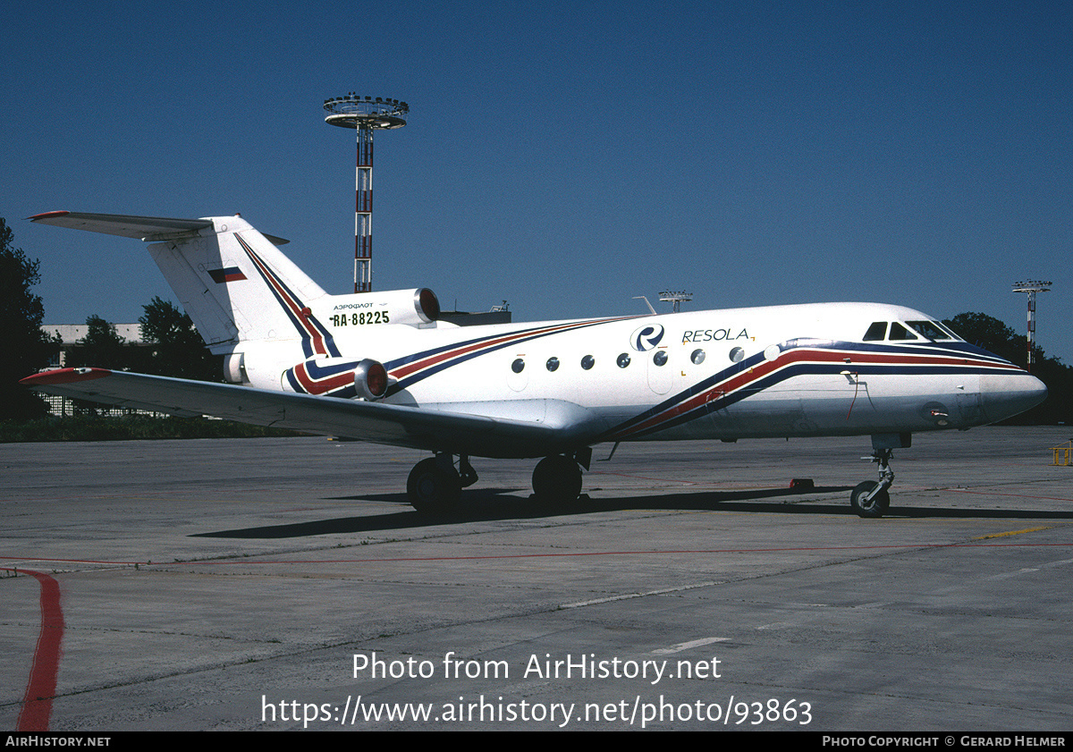 Aircraft Photo of RA-88225 | Yakovlev Yak-40 | Resola | AirHistory.net #93863