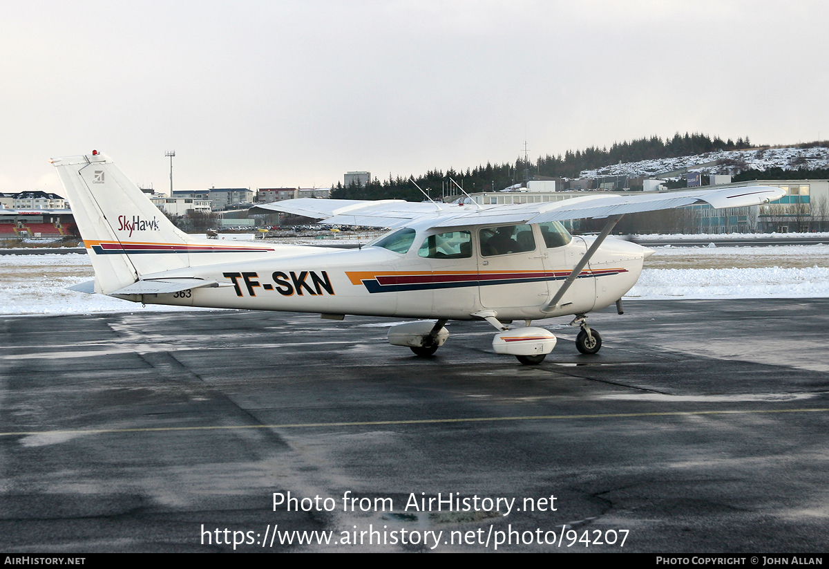 Aircraft Photo of TF-SKN | Cessna 172N Skyhawk 100 II | AirHistory.net #94207