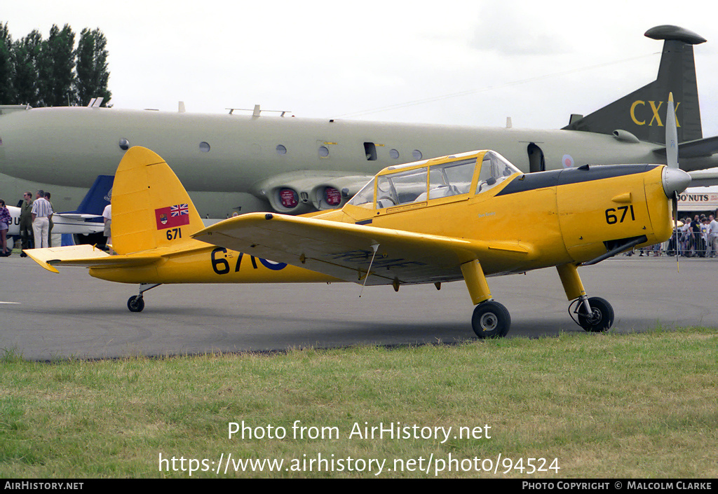 Aircraft Photo of G-BNZC / RCAF-671 | De Havilland DHC-1 Chipmunk Mk22 | Canada - Air Force | AirHistory.net #94524