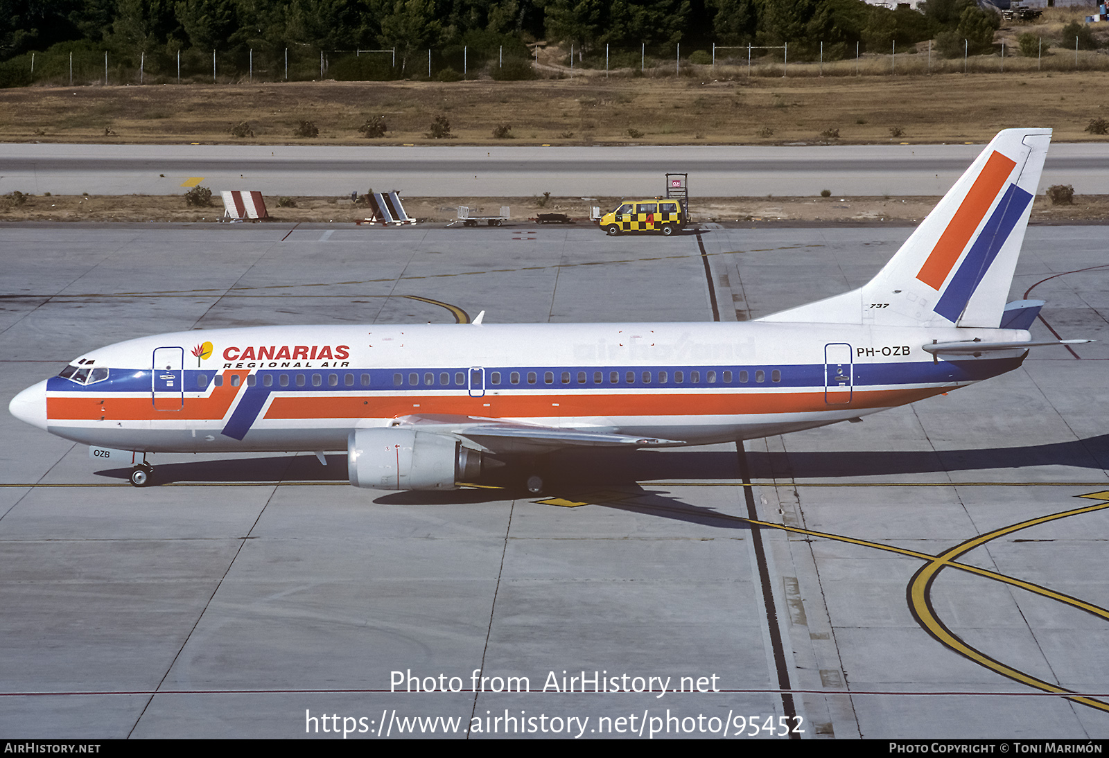 Aircraft Photo of PH-OZB | Boeing 737-3Y0 | Canarias Regional Air | AirHistory.net #95452