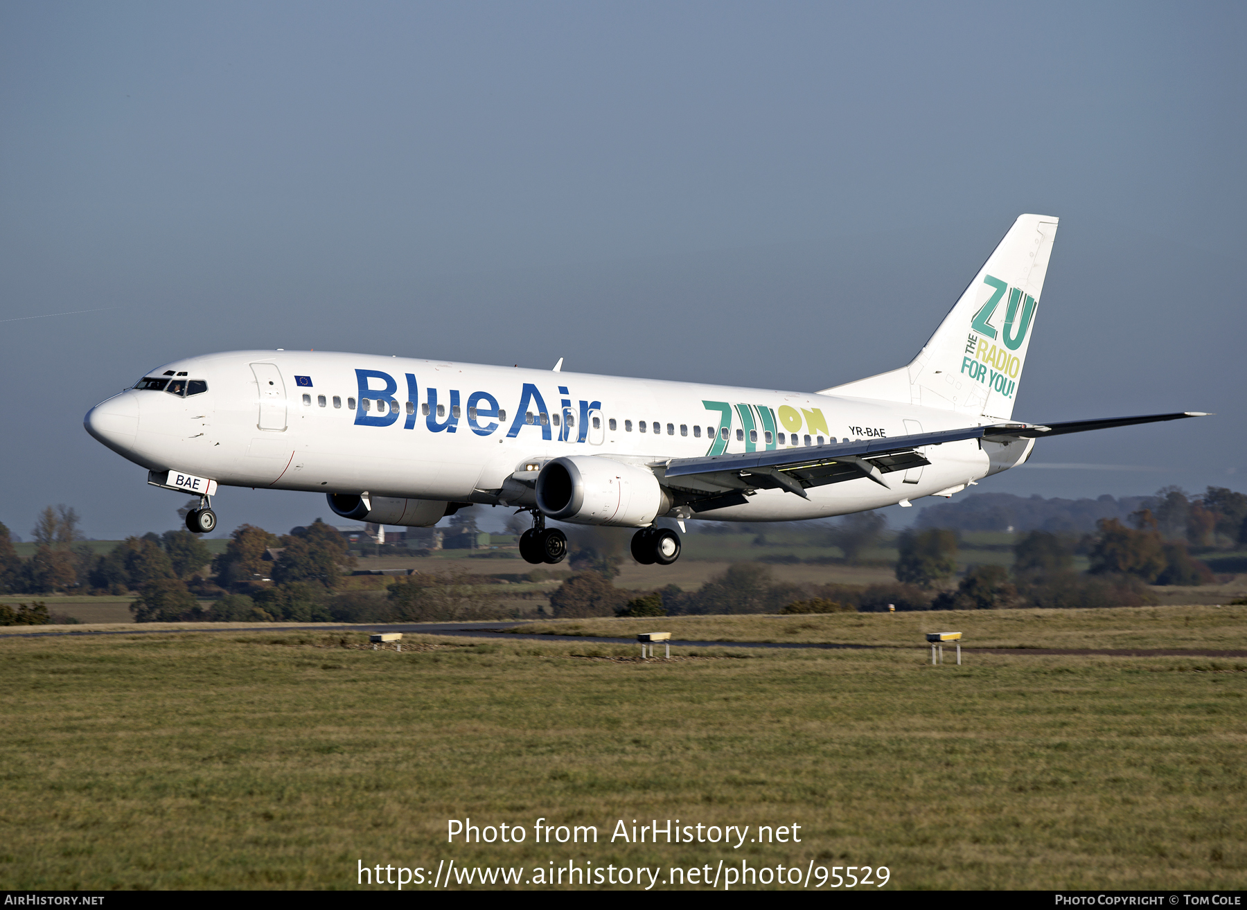 Aircraft Photo of YR-BAE | Boeing 737-46N | Blue Air | AirHistory.net #95529