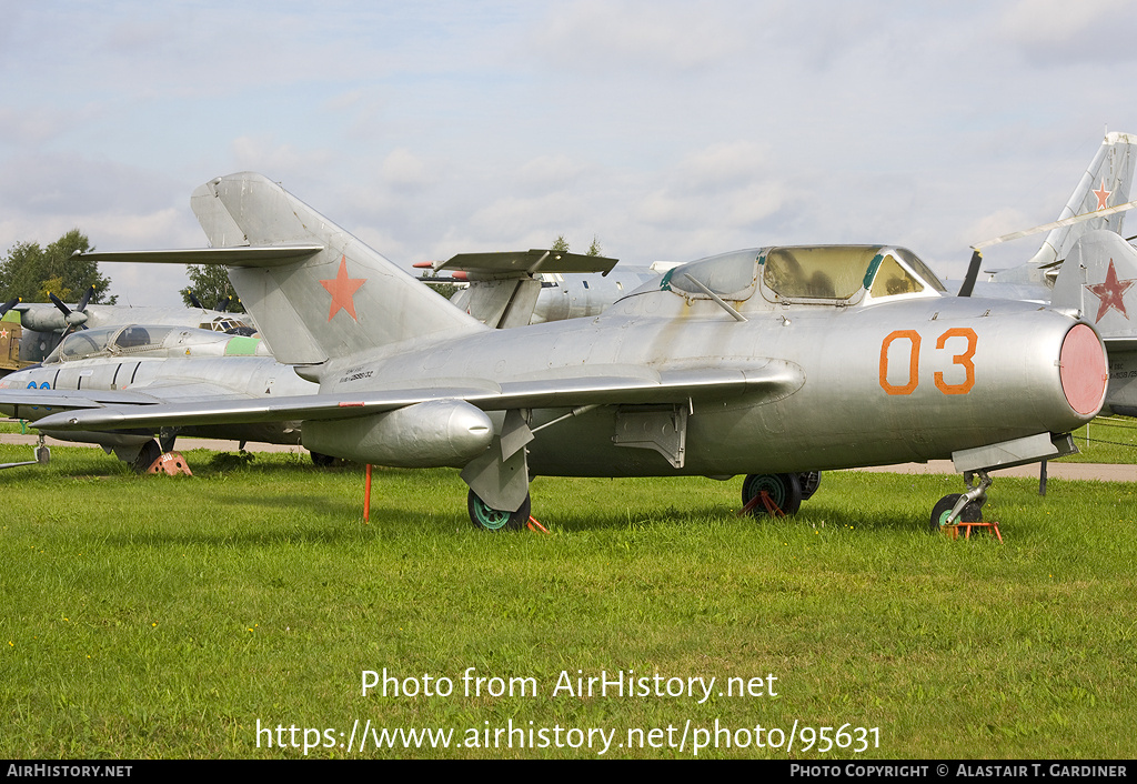 Aircraft Photo of 03 red | Mikoyan-Gurevich MiG-15UTI | Russia - Air Force | AirHistory.net #95631