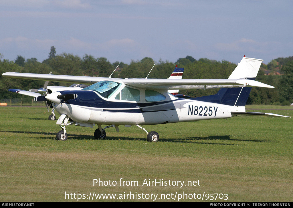 Aircraft Photo of N8225Y | Cessna 177RG Cardinal RG | AirHistory.net #95703