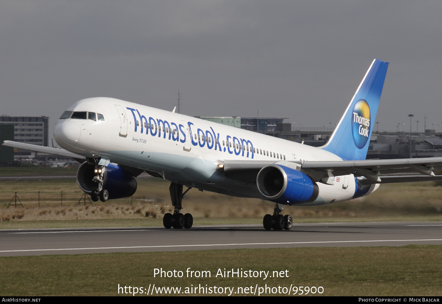 Aircraft Photo of G-FCLE | Boeing 757-28A | Thomas Cook Airlines | AirHistory.net #95900