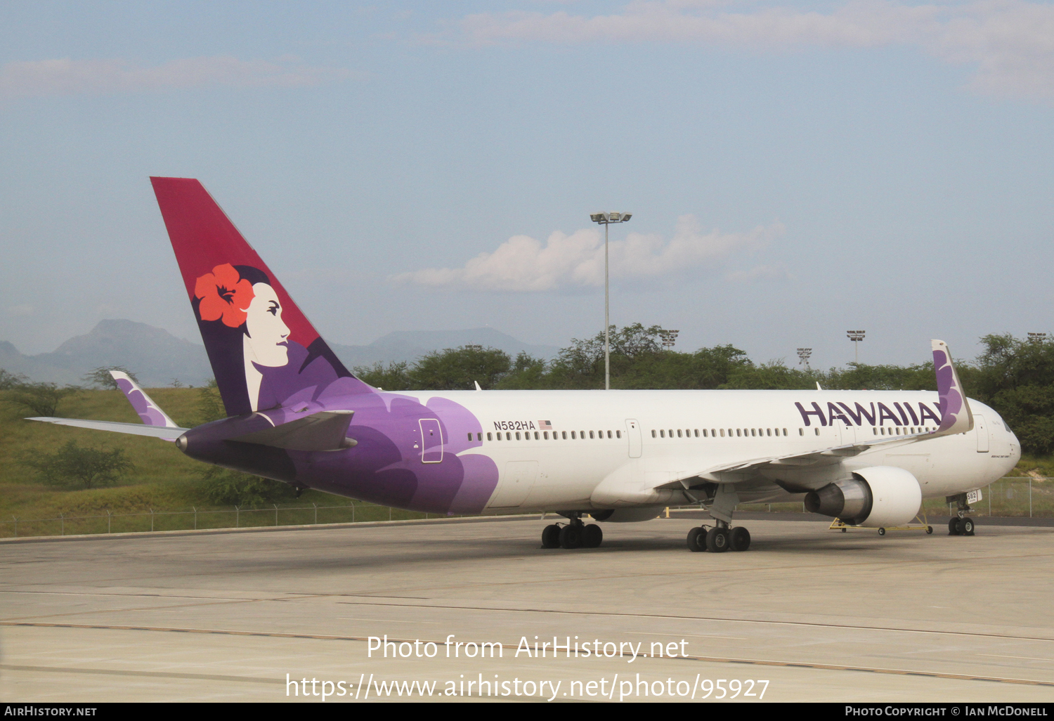 Aircraft Photo of N582HA | Boeing 767-33A/ER | Hawaiian Airlines | AirHistory.net #95927