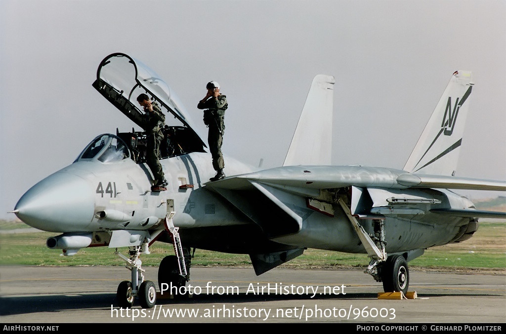 Aircraft Photo of 160695 | Grumman F-14A Tomcat | USA - Navy | AirHistory.net #96003