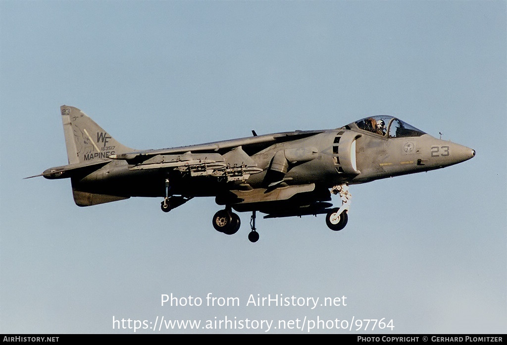 Aircraft Photo of 163517 | McDonnell Douglas AV-8B Harrier II | USA - Marines | AirHistory.net #97764