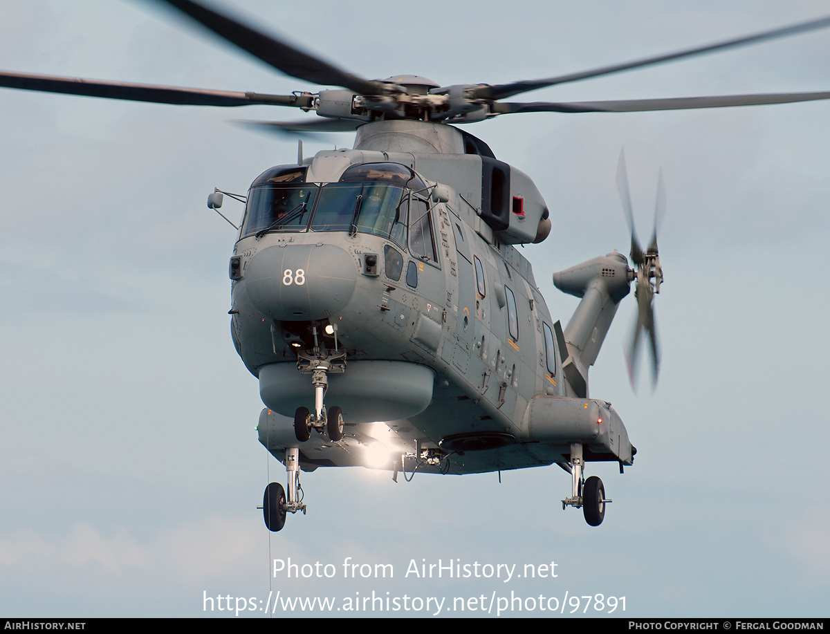 Aircraft Photo of ZH828 | EHI EH101-111 Merlin HM2 | UK - Navy | AirHistory.net #97891