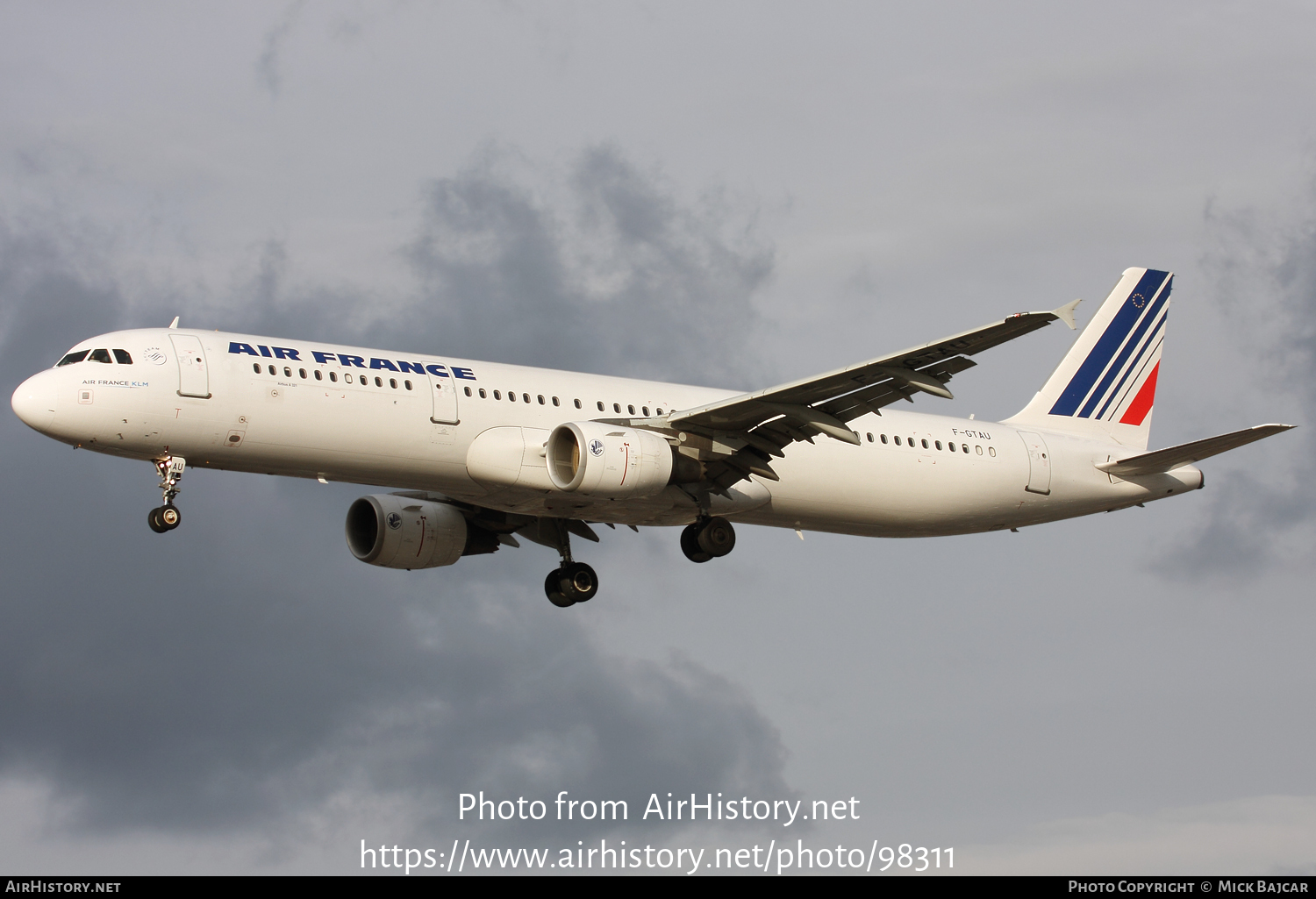 Aircraft Photo of F-GTAU | Airbus A321-212 | Air France | AirHistory.net #98311