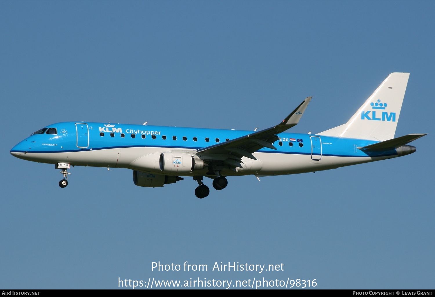 Aircraft Photo of PH-EXK | Embraer 175STD (ERJ-170-200STD) | KLM Cityhopper | AirHistory.net #98316