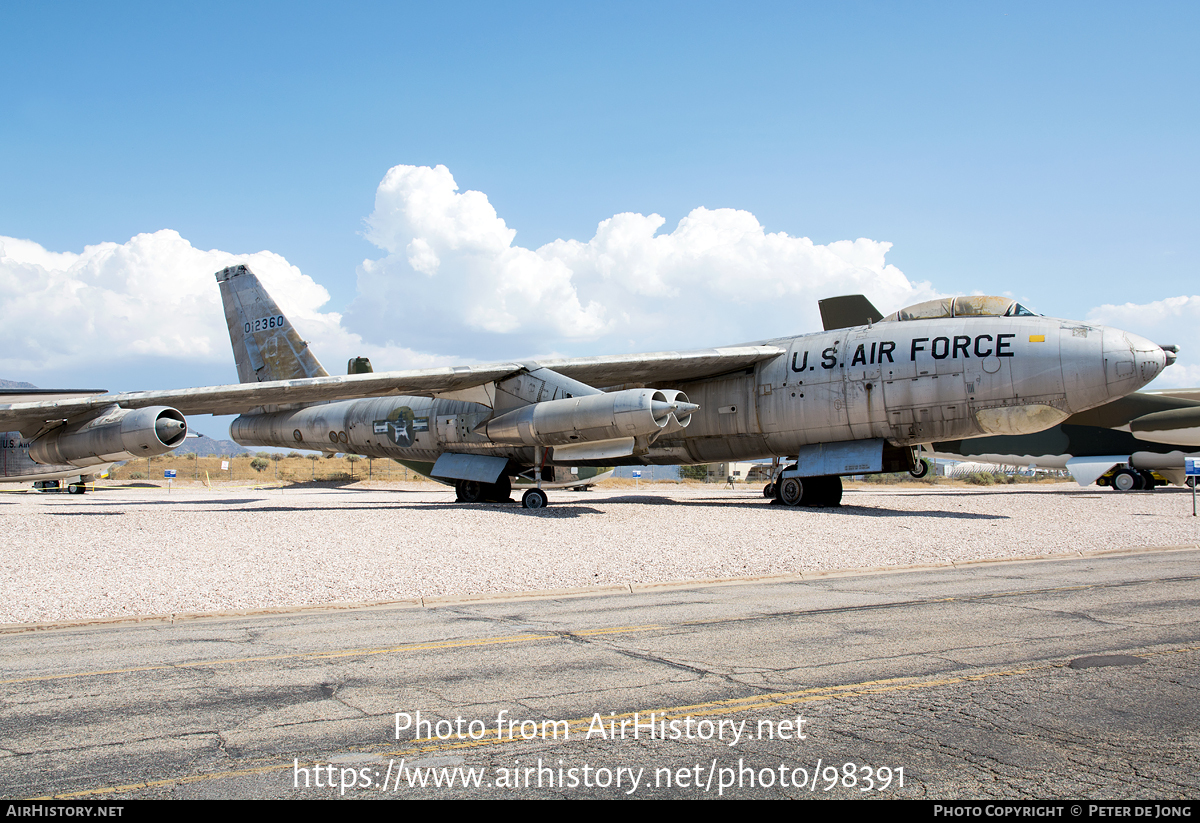 Aircraft Photo of 51-2360 / 0-12360 | Boeing WB-47E Stratojet | USA - Air Force | AirHistory.net #98391