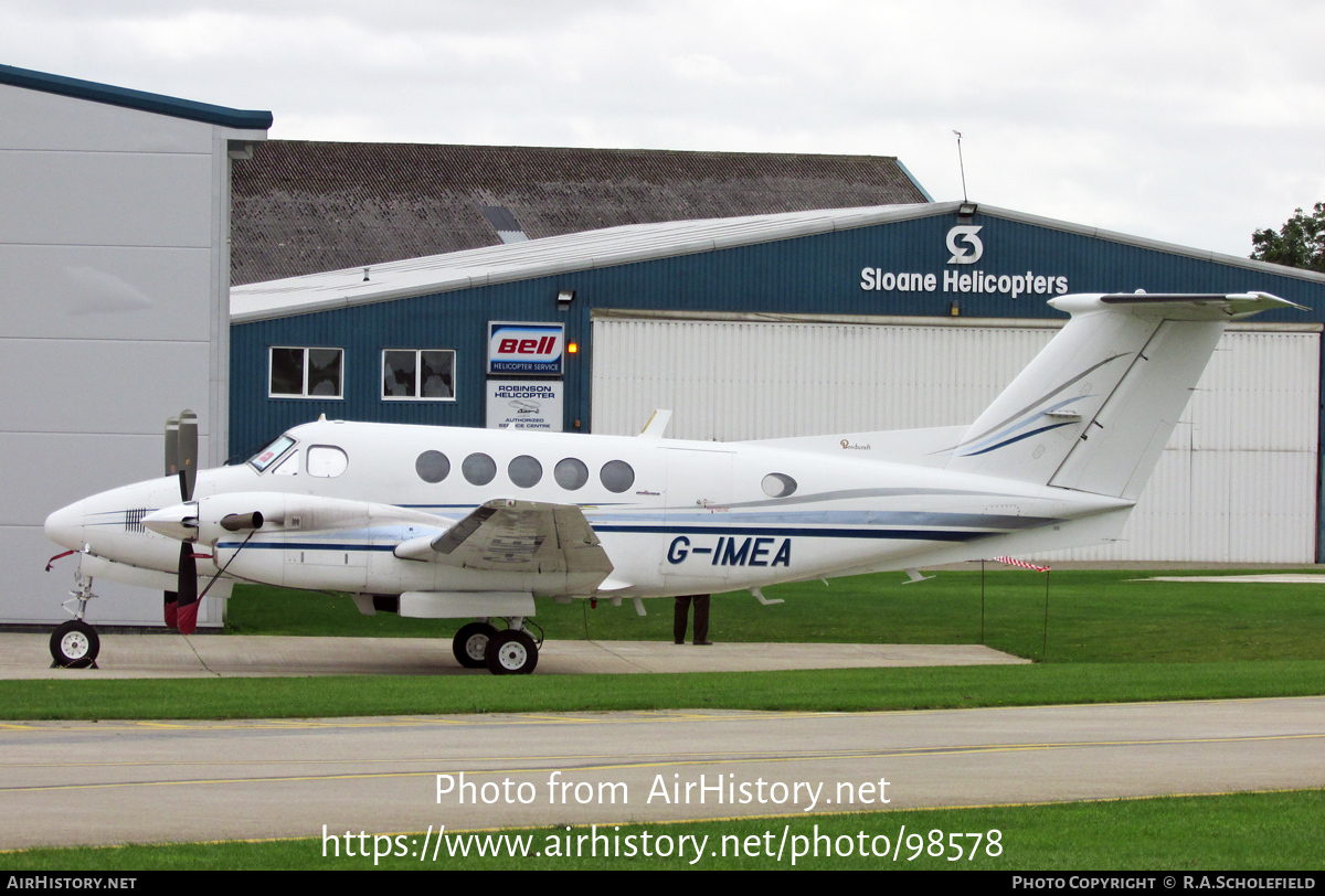 Aircraft Photo of G-IMEA | Beech 200 Super King Air | 2Excel Aviation | AirHistory.net #98578