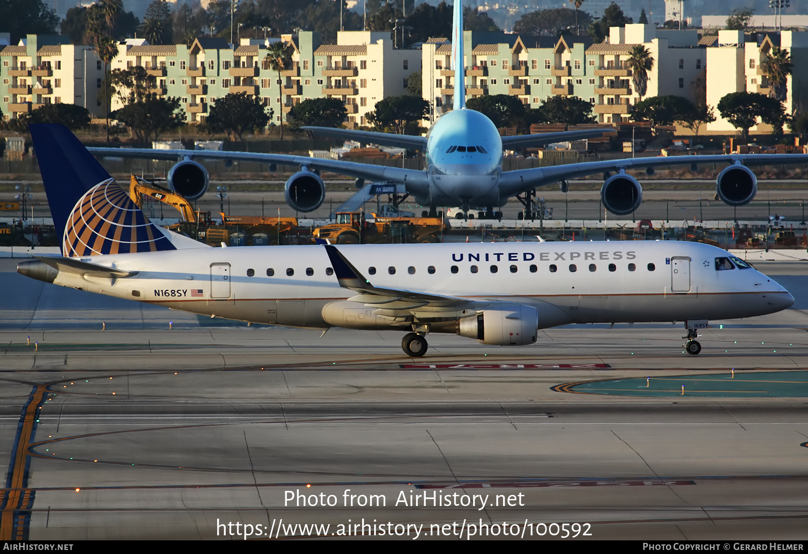 Aircraft Photo of N168SY | Embraer 175LR (ERJ-170-200LR) | United Express | AirHistory.net #100592