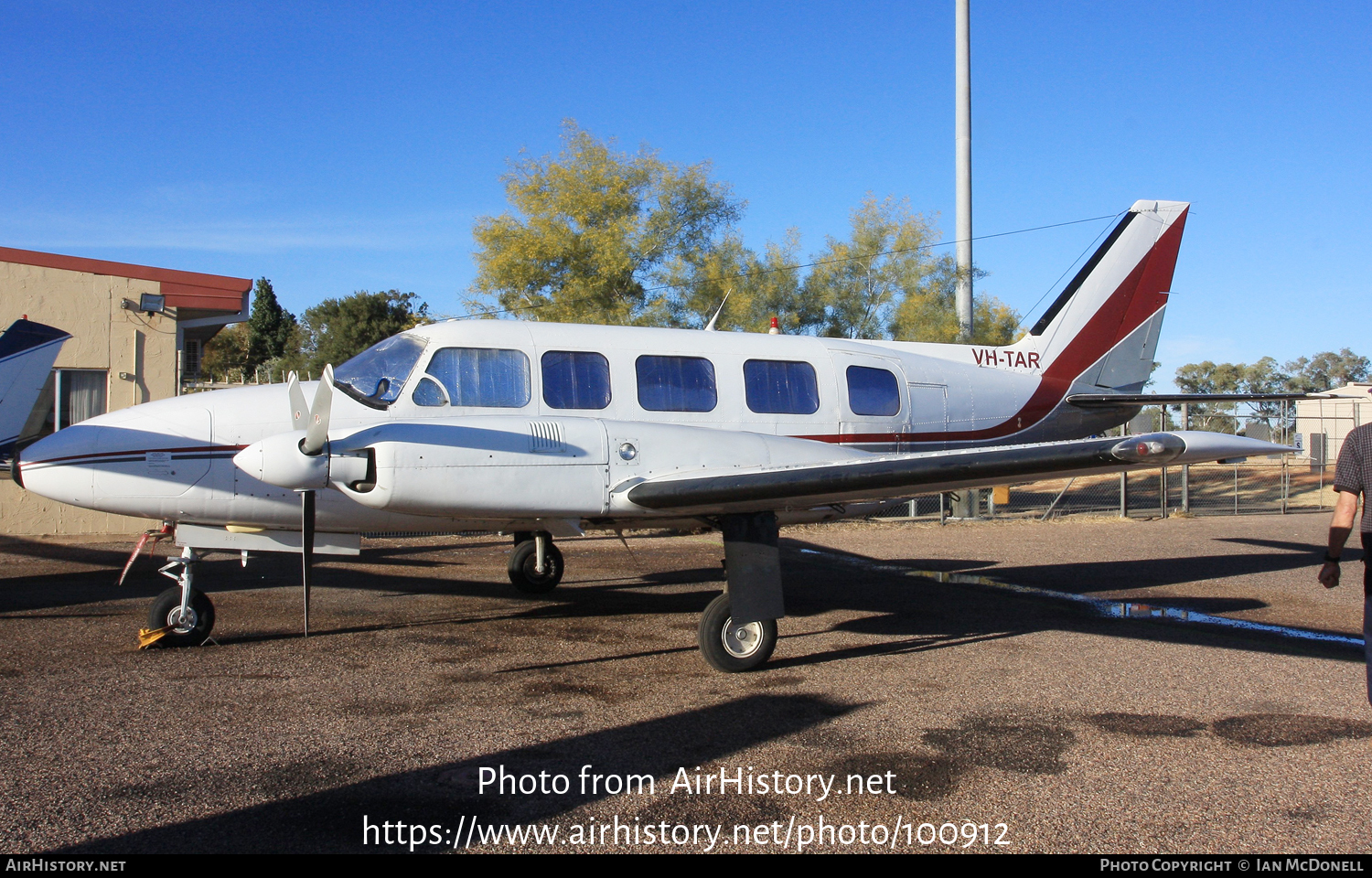 Aircraft Photo of VH-TAR | Piper PA-31-350 Navajo Chieftain | AirHistory.net #100912