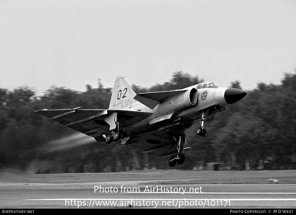 Aircraft Photo of 37002 | Saab AJ37 Viggen | Sweden - Air Force | AirHistory.net #101171