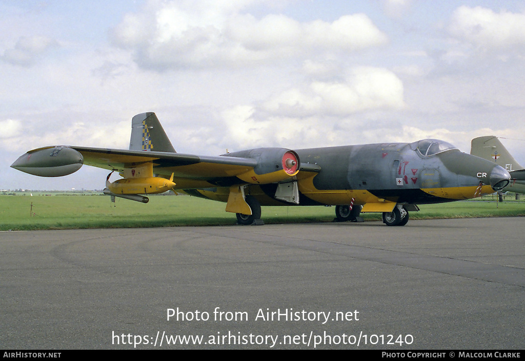 Aircraft Photo of WK124 | English Electric Canberra TT18 | UK - Air Force | AirHistory.net #101240