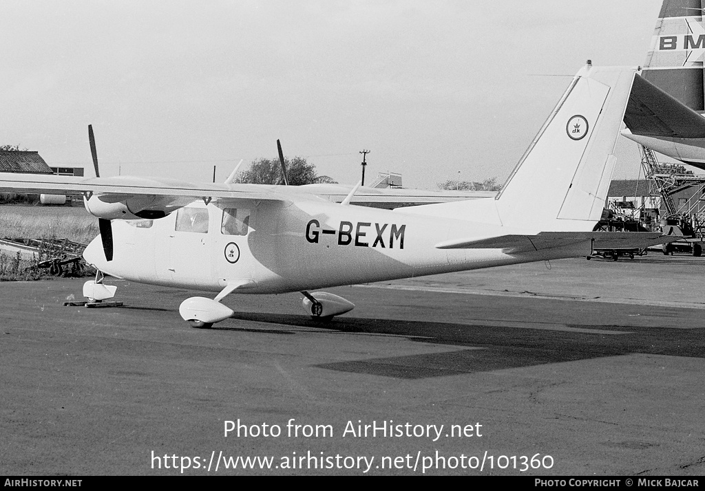 Aircraft Photo of G-BEXM | Partenavia P-68B | AirHistory.net #101360