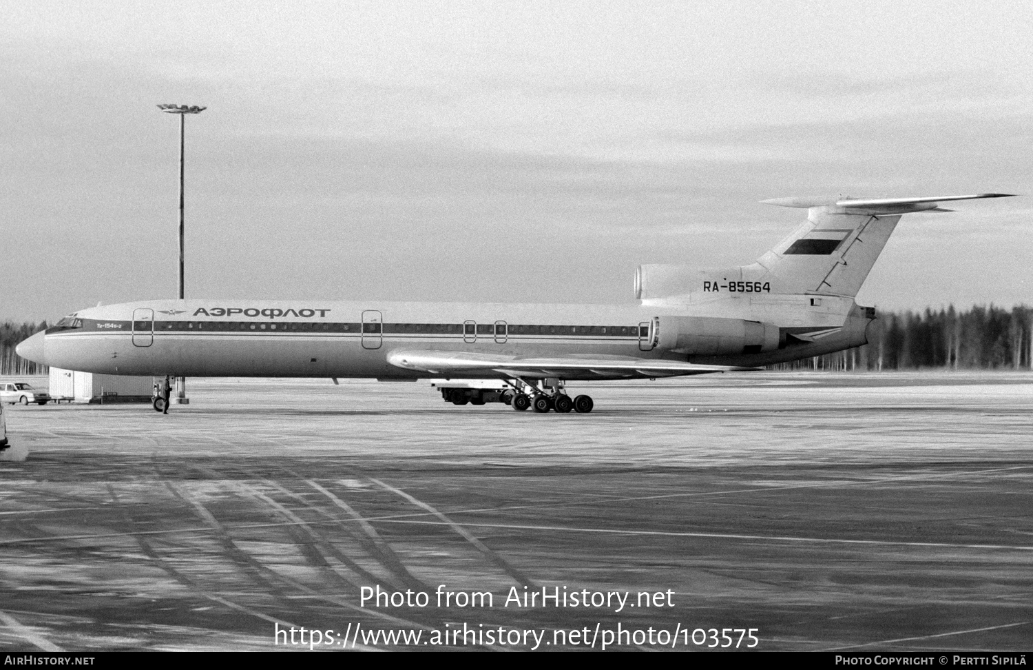 Aircraft Photo of RA-85564 | Tupolev Tu-154B-2 | Aeroflot | AirHistory.net #103575