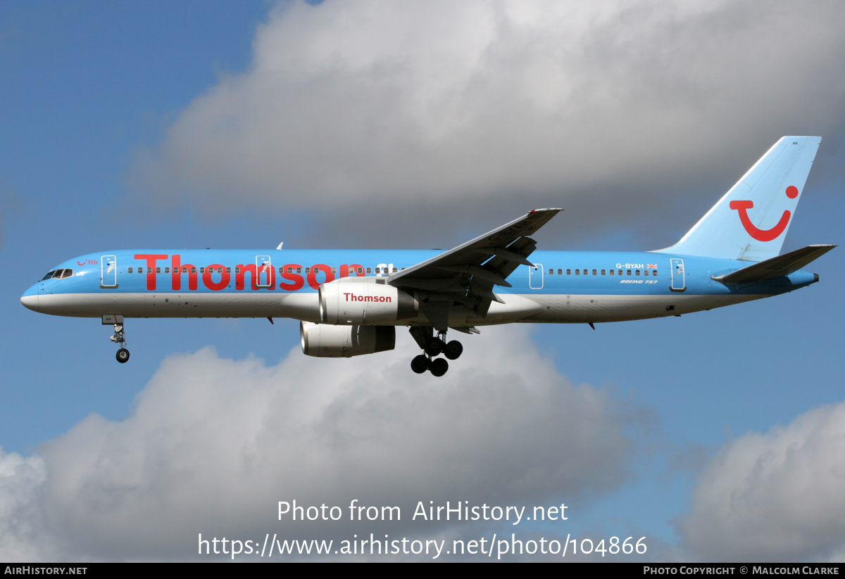 Aircraft Photo of G-BYAH | Boeing 757-204 | Thomsonfly | AirHistory.net #104866