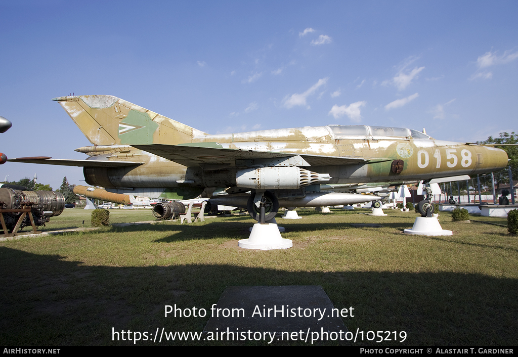 Aircraft Photo of 0158 | Mikoyan-Gurevich MiG-21UM | Hungary - Air Force | AirHistory.net #105219