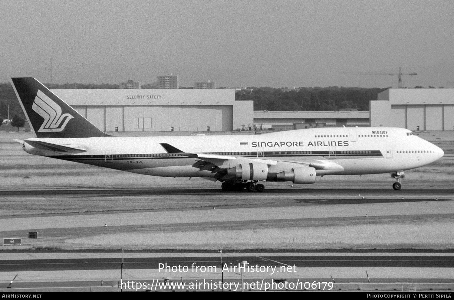 Aircraft Photo of 9V-SPE | Boeing 747-412 | Singapore Airlines | AirHistory.net #106179