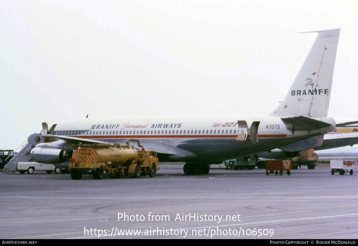 Aircraft Photo of N7075 | Boeing 707-227 | Braniff International Airways | AirHistory.net #106509