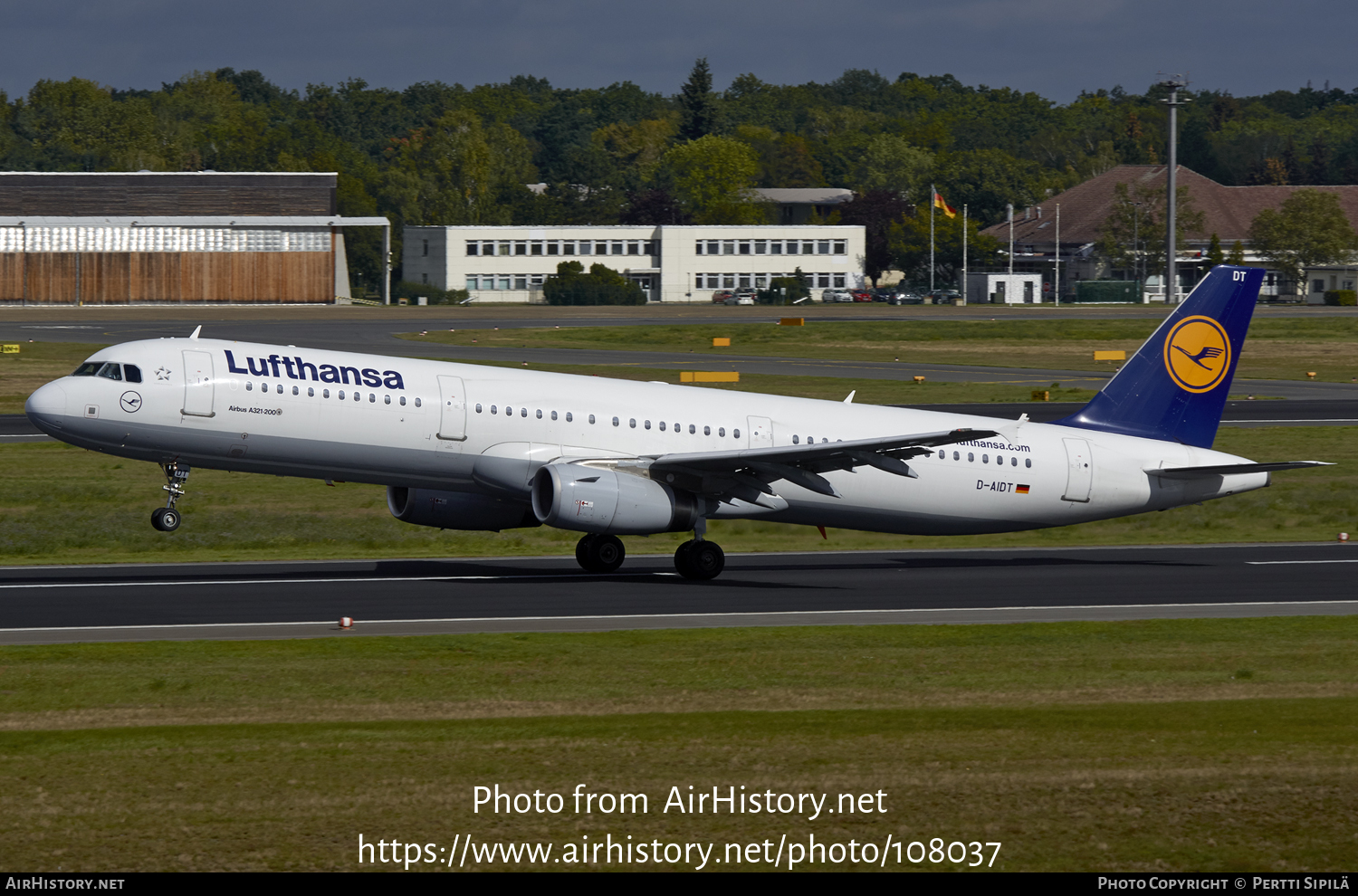 Aircraft Photo of D-AIDT | Airbus A321-231 | Lufthansa | AirHistory.net #108037