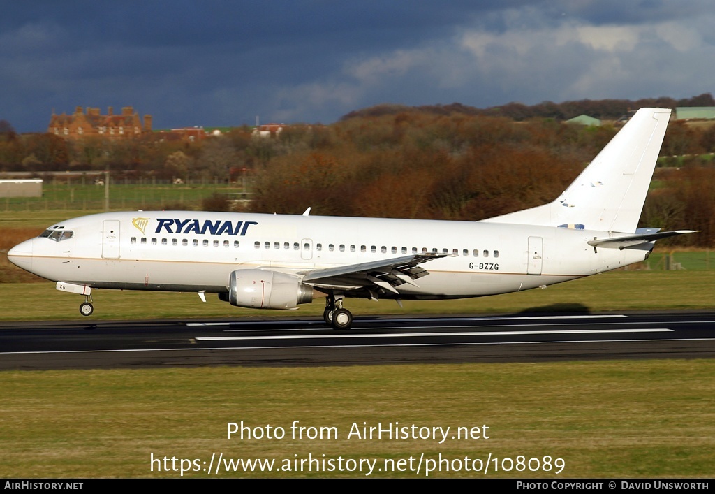 Aircraft Photo of G-BZZG | Boeing 737-3Q8 | Ryanair | AirHistory.net #108089