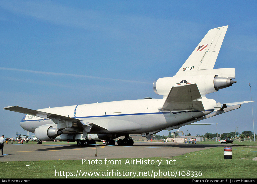 Aircraft Photo of 79-0433 / 90433 | McDonnell Douglas KC-10A Extender (DC-10-30CF) | USA - Air Force | AirHistory.net #108336