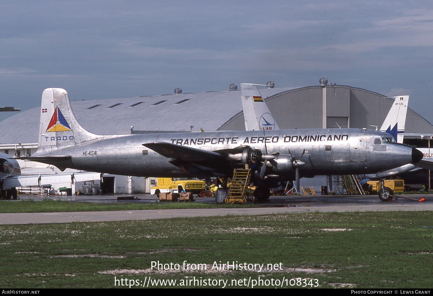 Aircraft Photo of HI-454 | Douglas DC-6A/B | TRADO - Transporte Aereo Dominicano | AirHistory.net #108343
