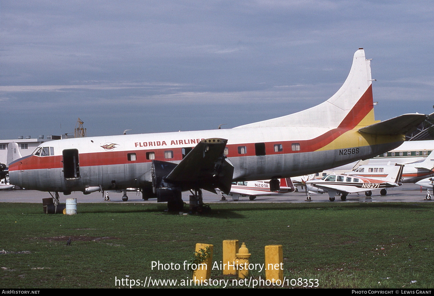 Aircraft Photo of N258S | Martin 404 | Florida Airlines | AirHistory.net #108353