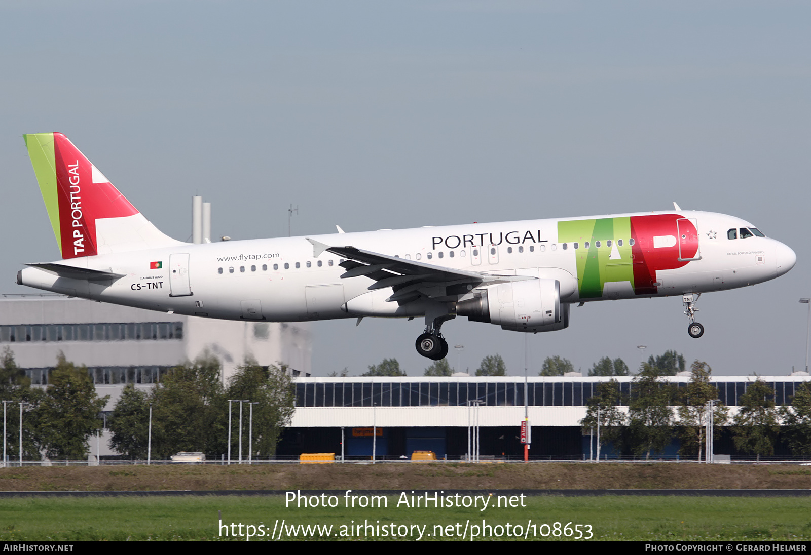 Aircraft Photo of CS-TNT | Airbus A320-214 | TAP Portugal | AirHistory.net #108653