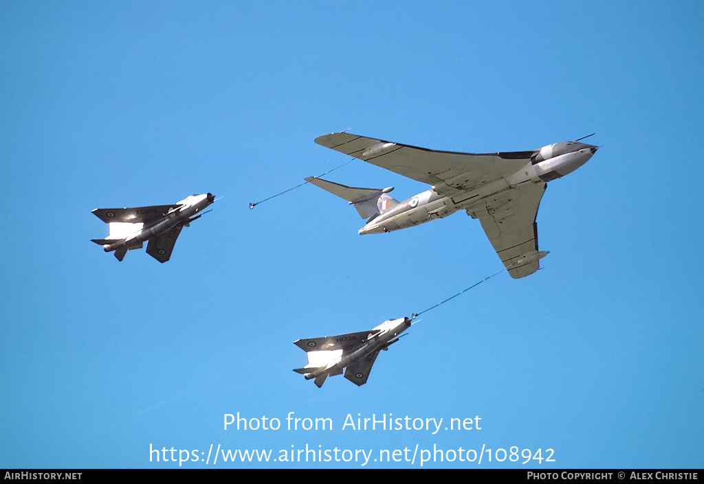 Aircraft Photo of XH614 | Handley Page HP-80 Victor K1 | UK - Air Force | AirHistory.net #108942