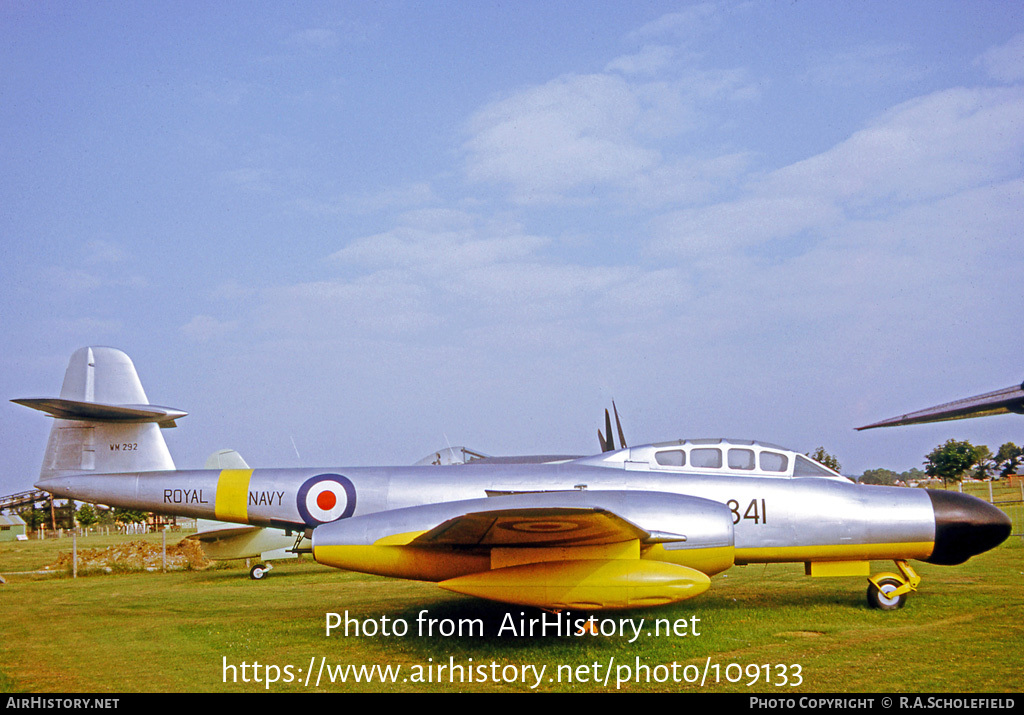 Aircraft Photo of WM292 | Gloster Meteor TT20 | UK - Navy | AirHistory.net #109133