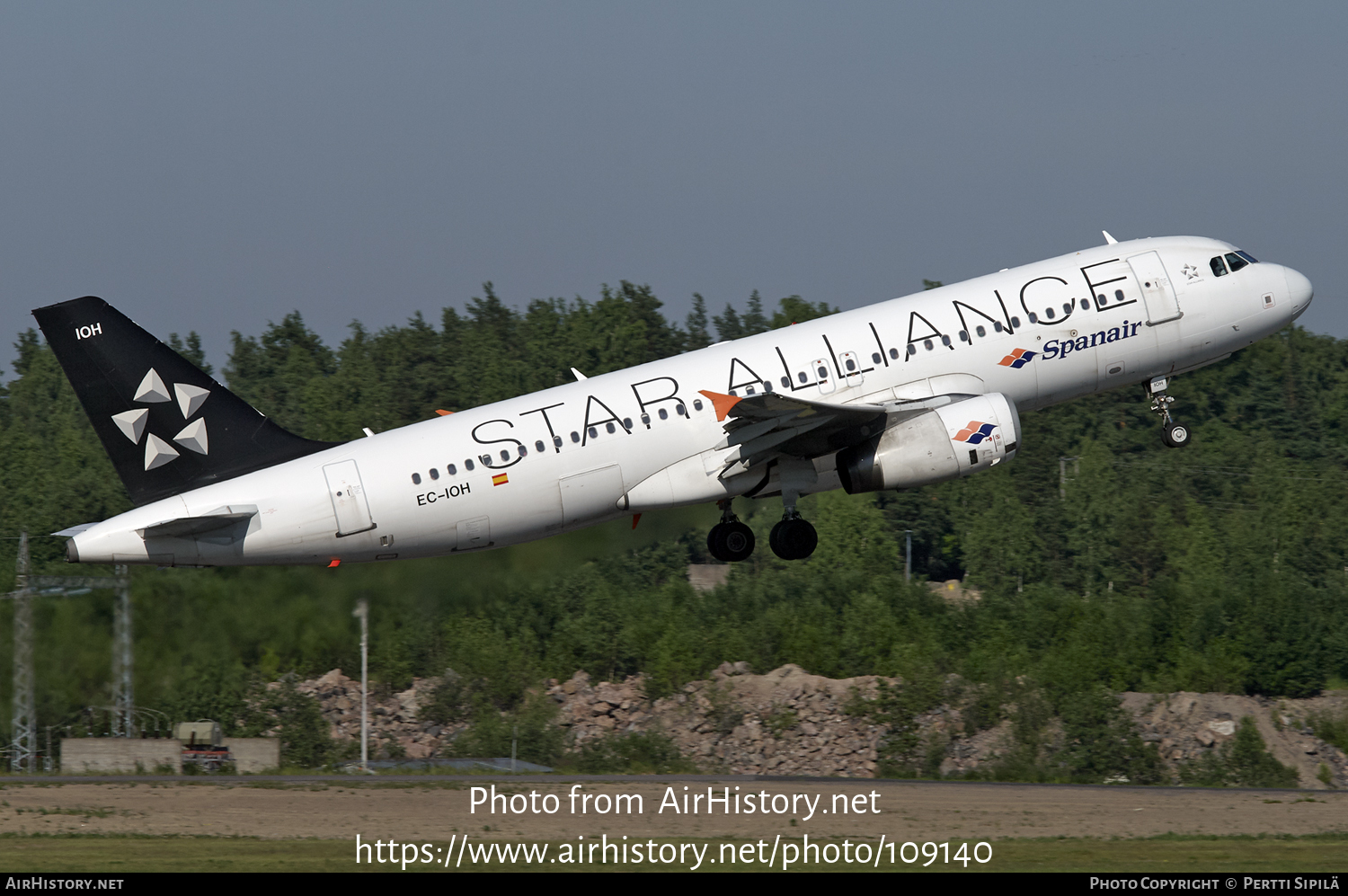 Aircraft Photo of EC-IOH | Airbus A320-232 | Spanair | AirHistory.net #109140